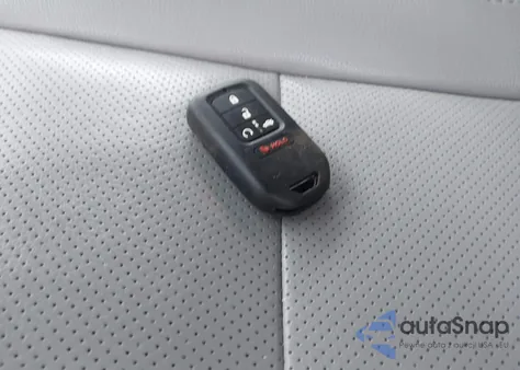 2021 Honda Pilot Awd Elite z USA, uszkodzony, nr VIN 5FNYF6H05MB051686